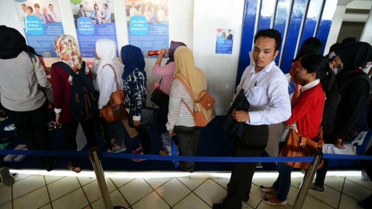 Geliat pencari kerja serbu Job For Career 2015