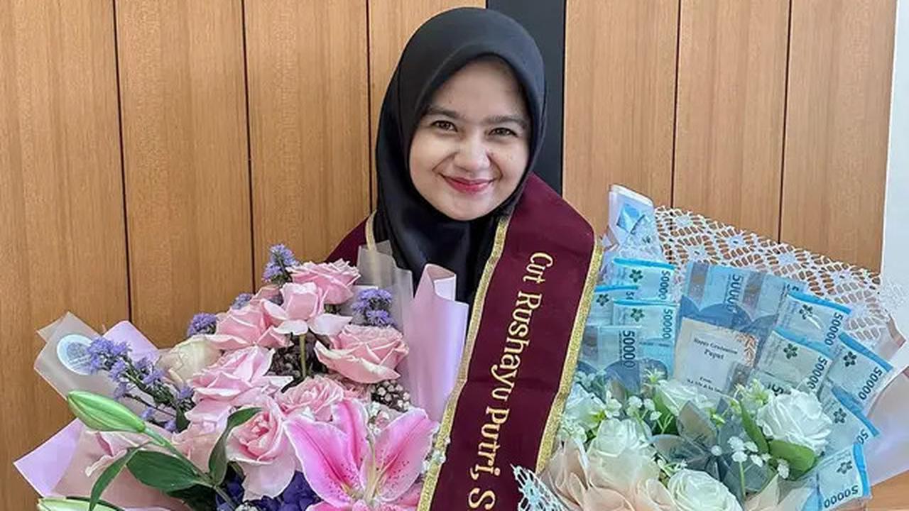 Foto Adik Kandung Tengku Ryan Lulus S2 IPB, Inspiratif Bikin Bangga