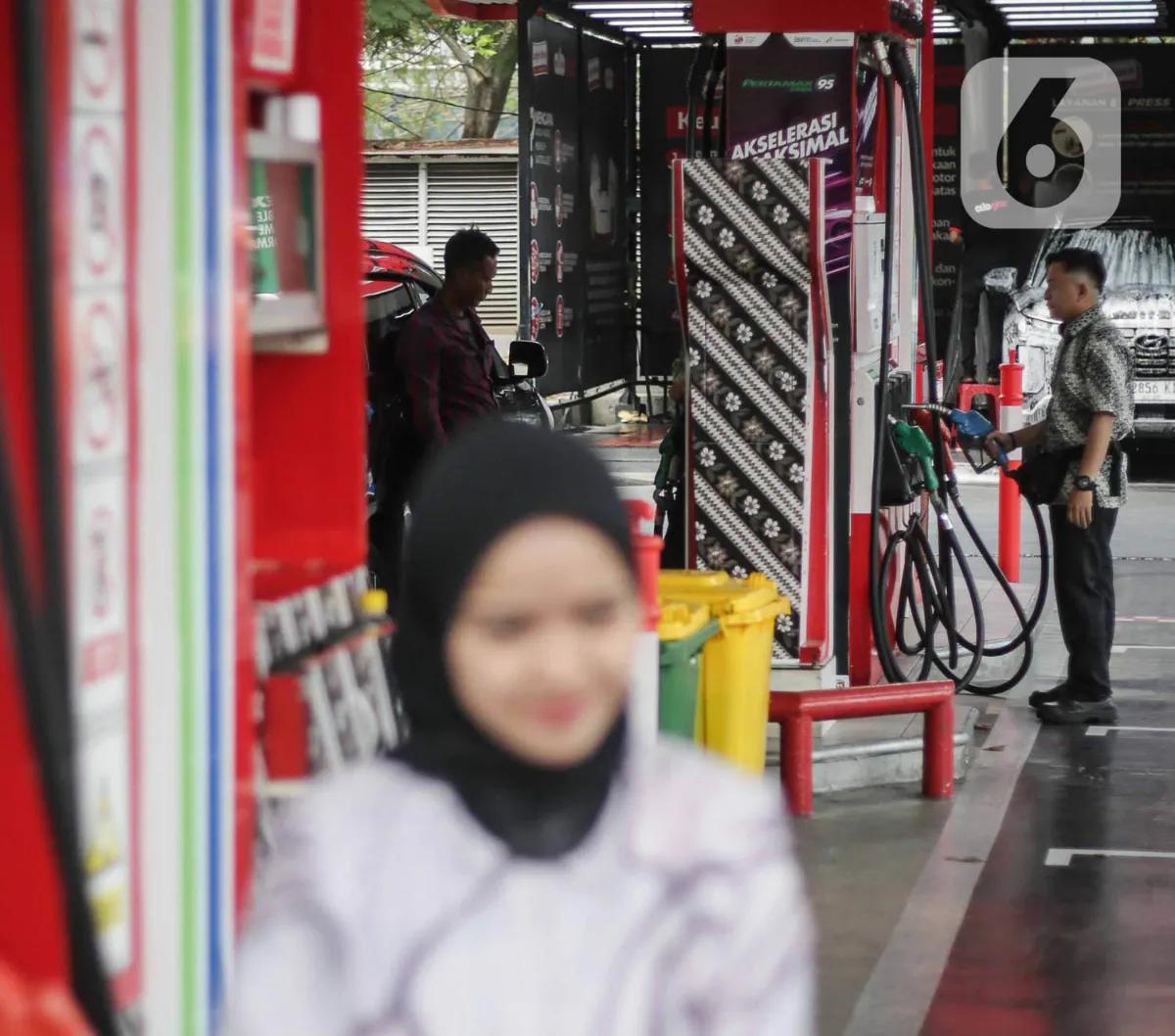 Tapi jangan salah, Pertalite yang memiliki kadar oktan lebih rendah (90) dapat<br>membuat konsumsi BBM mobil Anda&nbsp; jadi lebih boros.