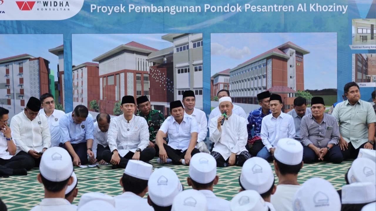 FOTO: Pemerintah Renovasi 1400 Madrasah dengan Anggaran Rp4 Triliun