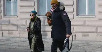 Katy Perry dan Orlando Bloom kembali terlihat bersama pada Rabu lalu waktu setempat usai jalan-jalan di Praha, Ceko. (WENN/SPLASH/E!Online)