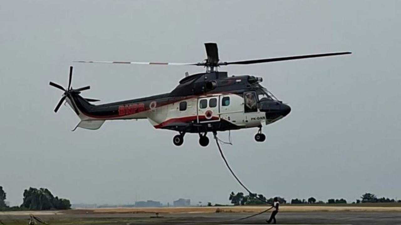 Riau Dapatkan Tambahan Helikopter Bom Air dari BNPB untuk Atasi Karhutla