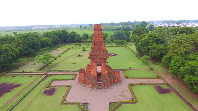 Candi Bajangratu, Mojokerto (sumber: iStockphoto)