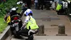 Gubernur DKI Jakarta Djarot Saiful Hidayat mengatakan pemotor yang nekat mengambil hak pejalan kaki dengan melewati trotoar harus ditertibkan. 