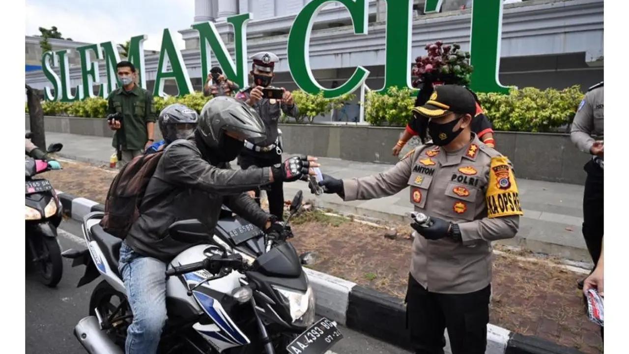 Cegah Penyebaran Covid-19, 2.000 Hand Sanitizer Disumbangkan Ke Warga Sleman