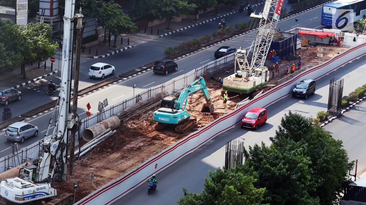 pengerjaan proyek LRT di Rasuna Sahid