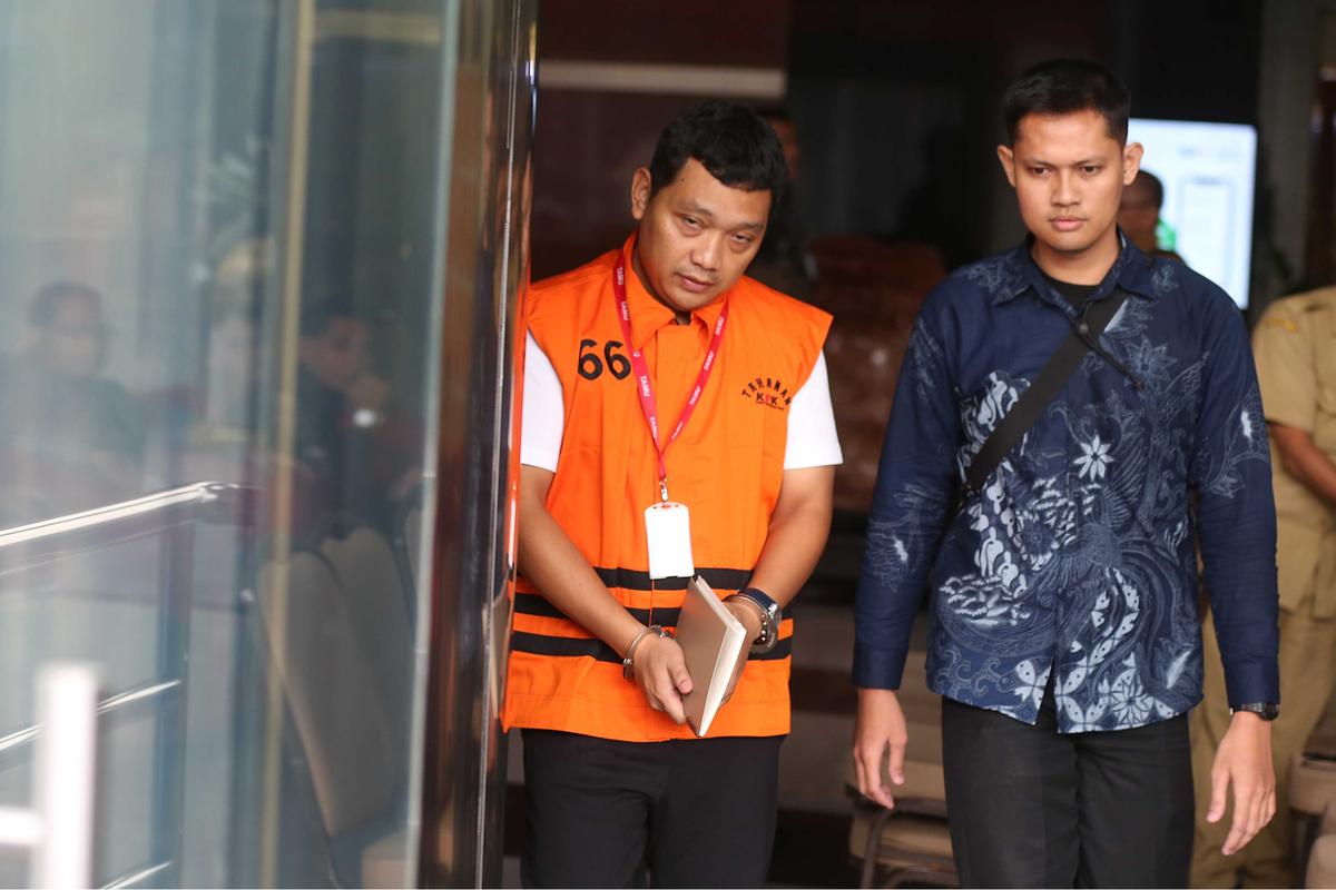 FOTO: Jejak ‘Sultan’ Rp 69 Miliar, Anak Buah Bekas Wamenaker Kembali Diperiksa KPK