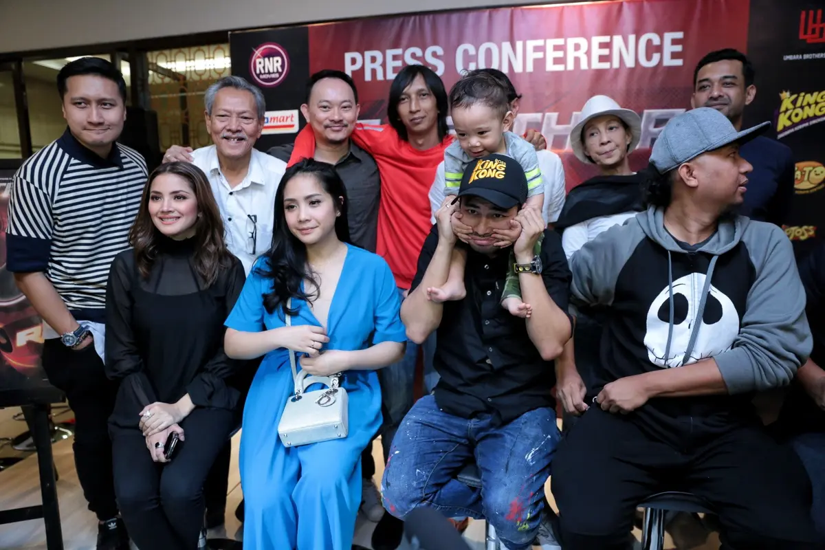 [Bintang] Raffi Ahmad dan Gigi Serta Rafathar