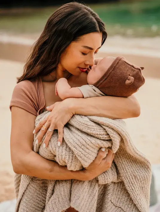 (Instagram/jenniferbachdim)