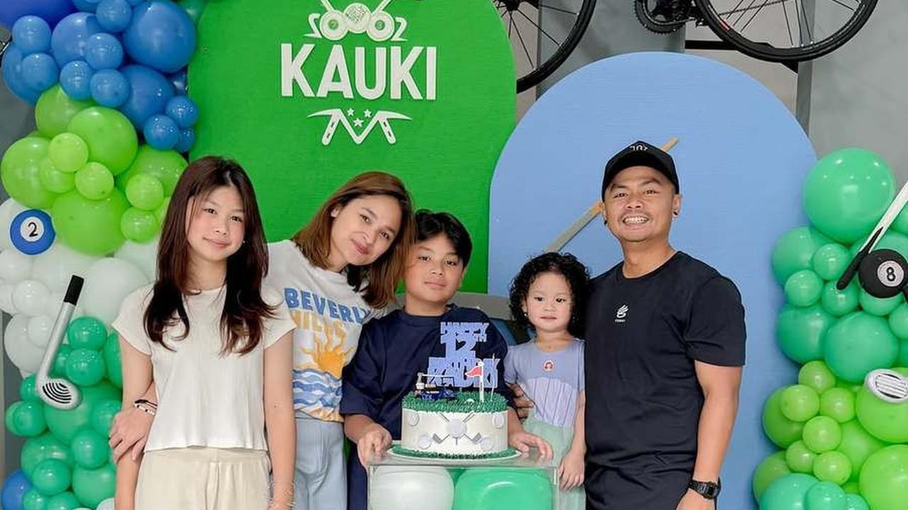 7 Potret Ultah Kauki Anak Wendi Cagur, Bertema Hijau Golf & Biliar - Dirayakan Seru Bareng Keluarga