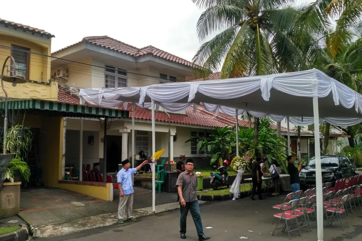 [Bintang] Rumah Duka