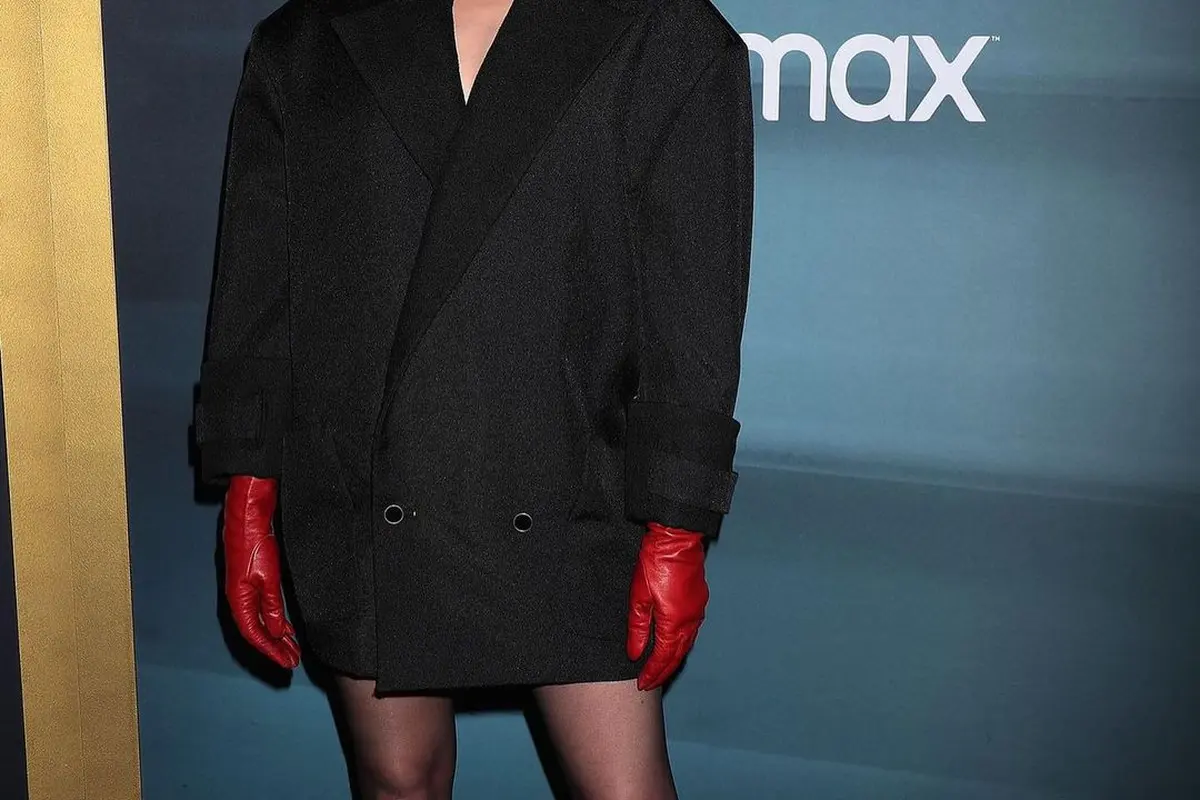 Sophie Turner Gaya Maternity