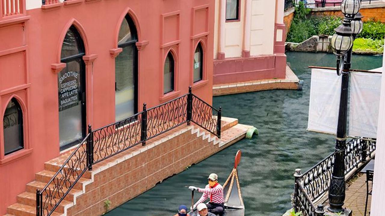 <b>Little Venice Kota Bunga </b>