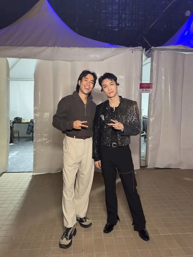 5 Momen kebersamaan Vidi Aldiano dan Lay EXO, Pertemuan Memukau di Makau (credit: instagram/vidialdiano).