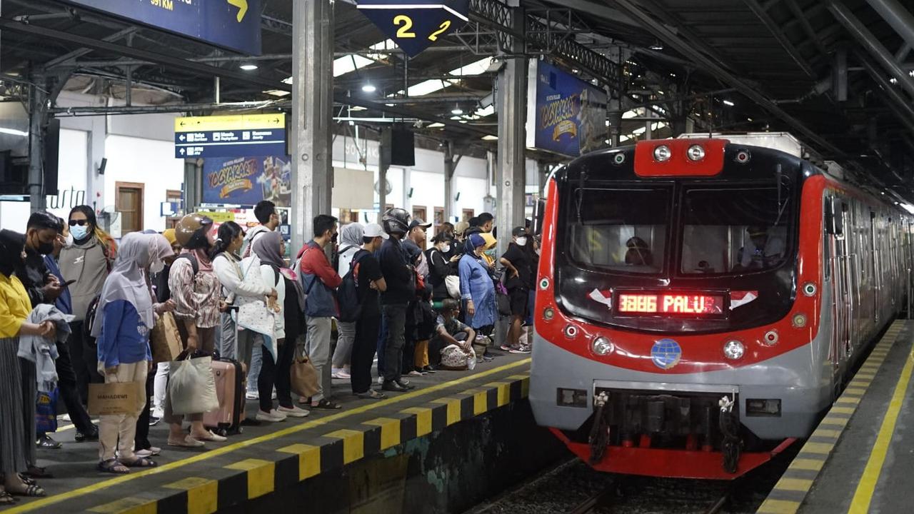 KRL Yogyakarta–Solo Diserbu Penumpang, 6,6 Juta Orang Pilih Kereta