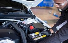 Cara Jumper Aki Mobil yang Aman dan Efektif