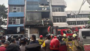 Kebakaran Gedung PT Terra Drone di Cempaka Baru, Cempaka Putih, Jakarta Putih. (Liputan6.com/Ady Anugrahadi)