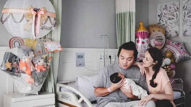 7 Artis Tanah Air Dikaruniai Anak Pertama di 2020, Ada yang Menanti Hingga 9 Tahun