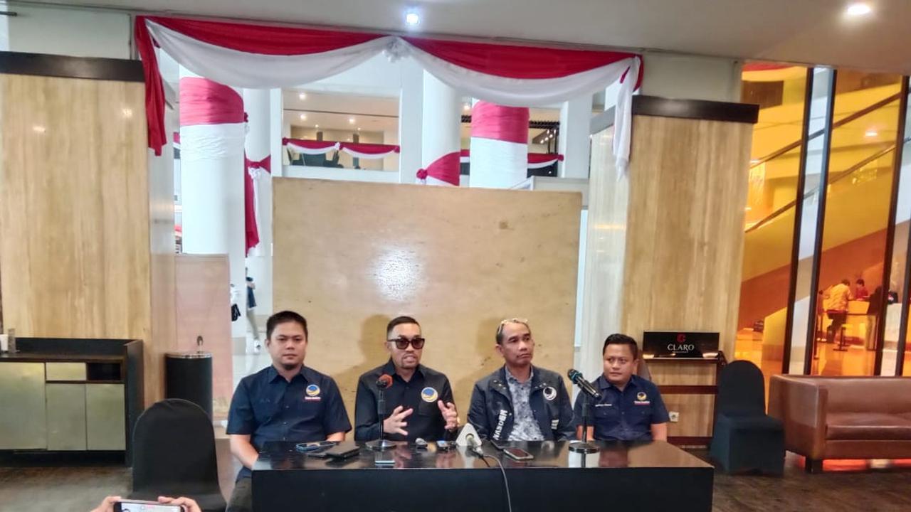 Bupati Kolaka Timur Abdul Azis Muncul Usai Disebut-sebut KPK Terjaring OTT, Begini Penjelasannya