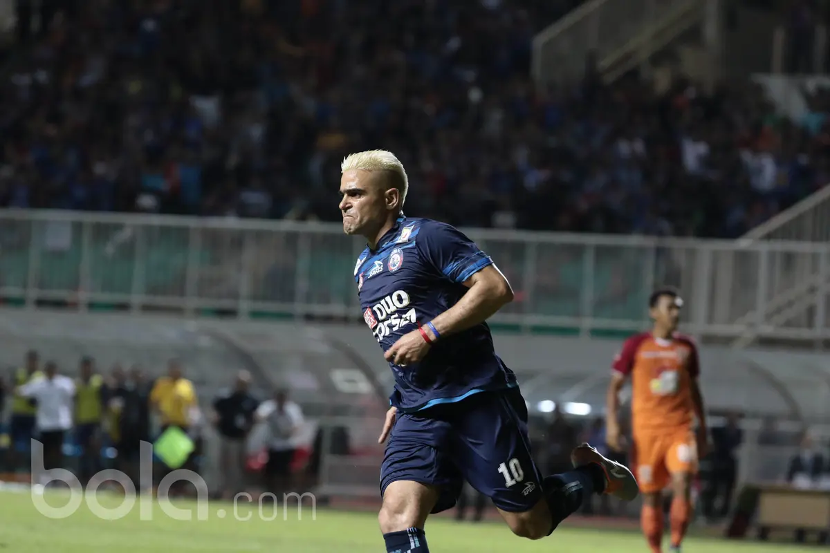 Cristian Gonzales