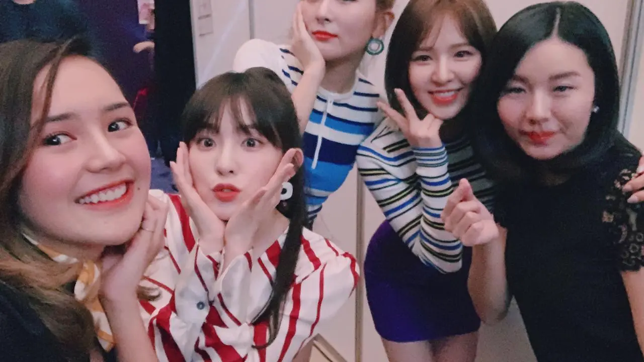 Beby Tsabina dan Red Velvet