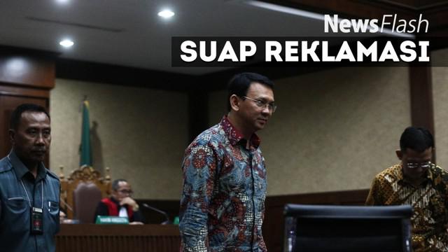 Gubernur DKI Jakarta Basuki Tjahaja Purnama atau Ahok terpancing kemarahannya ketika terus diberondong pertanyaan oleh penasihat hukum terdakwa suap Reklamasi, Mohamad Sanusi.