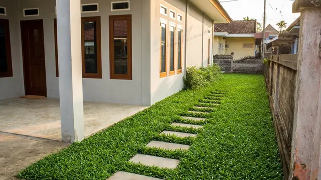 Model Teras Sempit Rumah Subsidi Asri dengan Tanaman Murah