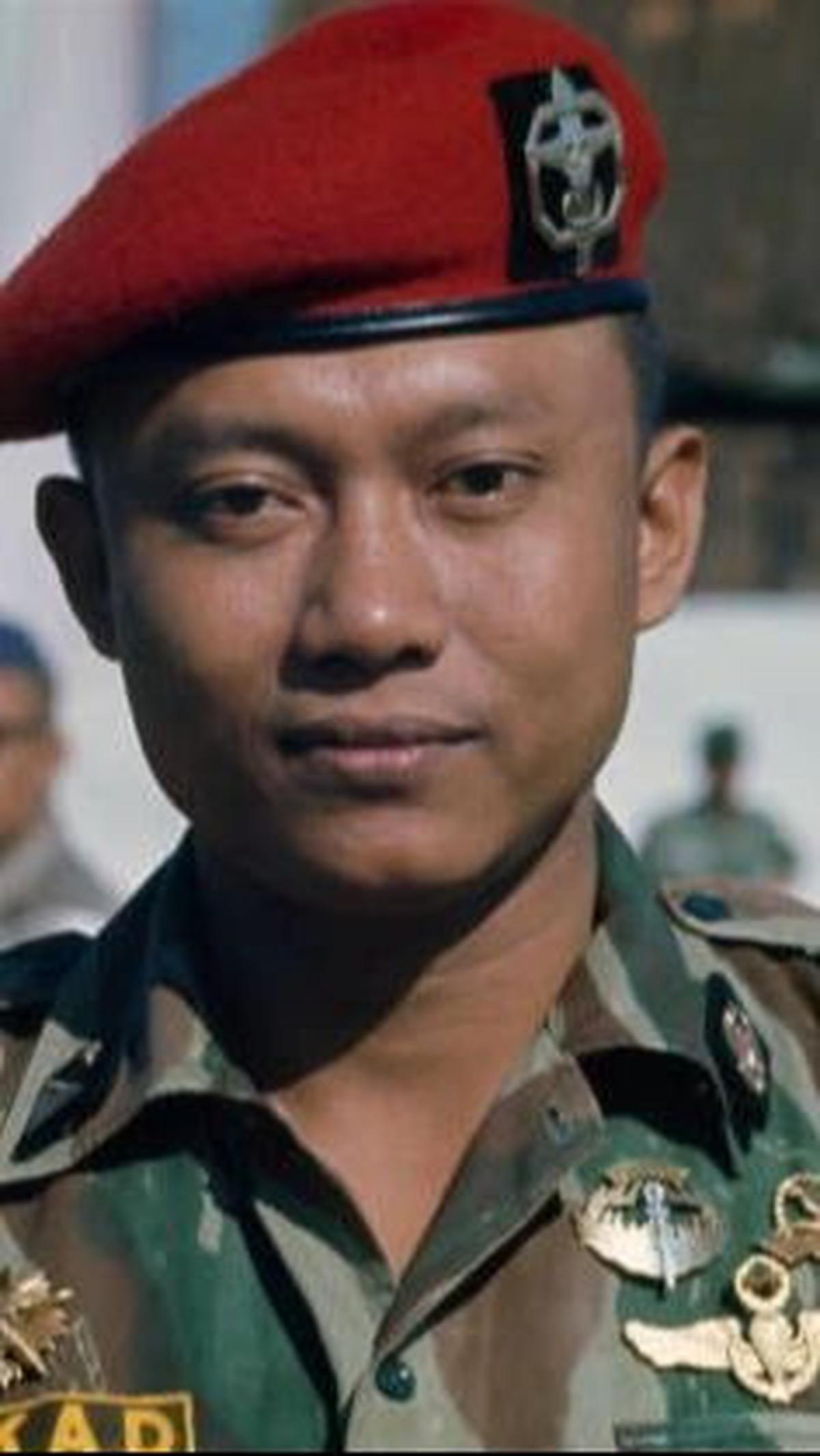 <b>Potret Masa Muda Sarwo Edhie, Mirip AHY</b>
