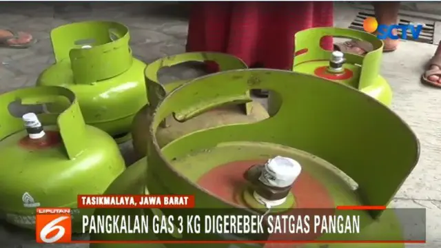 Kedapatan sembunyikan tabung LPG tiga kilogram, sebuah pangkalan digerebek Satgas Pangan Polres Tasikmalaya, Jawa Barat.