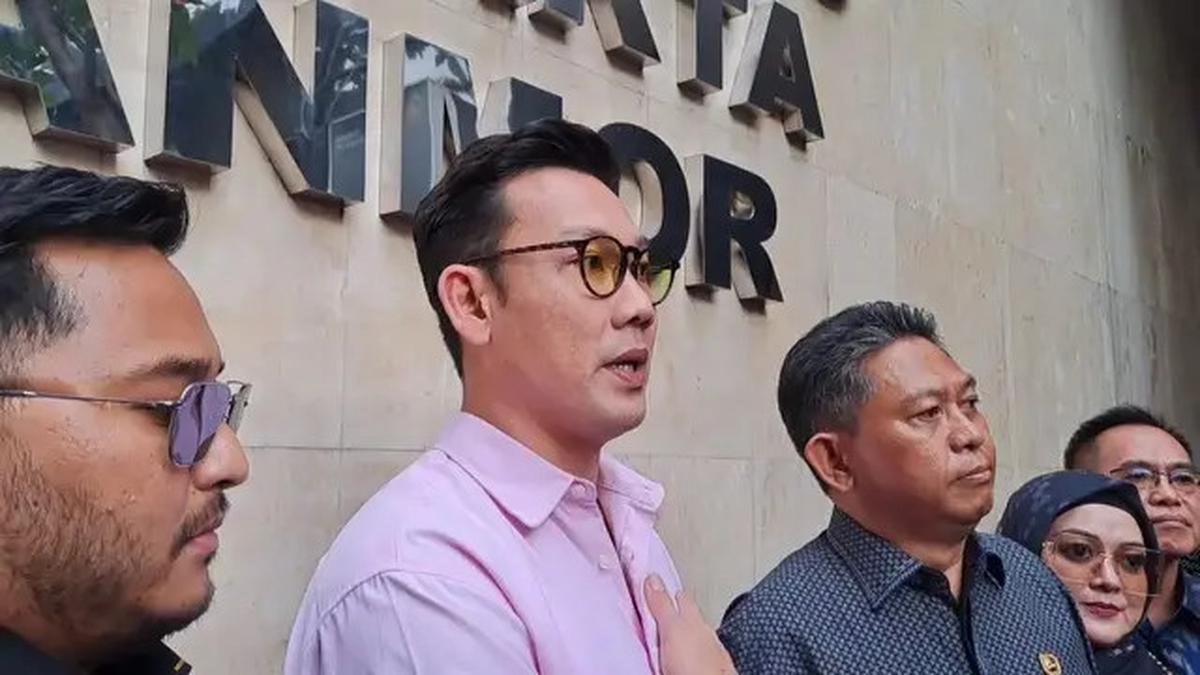 Farhat Abbas Tanggapi Laporan yang Dilayangkan Denny Sumargo Terkait Dugaan Pengancaman: Silakan Saja!