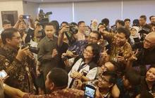 Fadli Zon rela jadi juru poto selfie Manny Pacquiao dengan wartawan