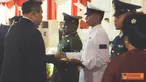 Citizen6, Halim: Presiden Republik Indonesia Dr. H. Soesilo Bambang Yudhoyono memberikan nasi tumpeng kepada Prajurit TNI yang bertugas di perbatasan dan Pulau Terluar sebagai bentuk apresiasi terhadap dedikasi mereka. (Pengirim: Badarudin Bakri) 