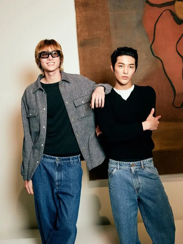 Martin dan Keonho Cortis Usung Gaya Kasual Modern di Chanel Seoul