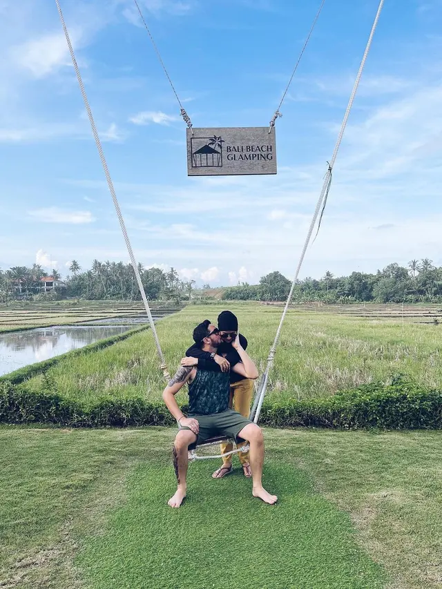 [Fimela] Aryani Fitriana dan Donny Michael