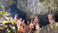 Suku Punan Batu yang tinggal di kawasan Gunung Benau dan Sungai Sajau di Kabupaten Bulungan, Kalimantan Utara ternyata memiliki DNA sangat tua. (foto: Abdul Jalil)