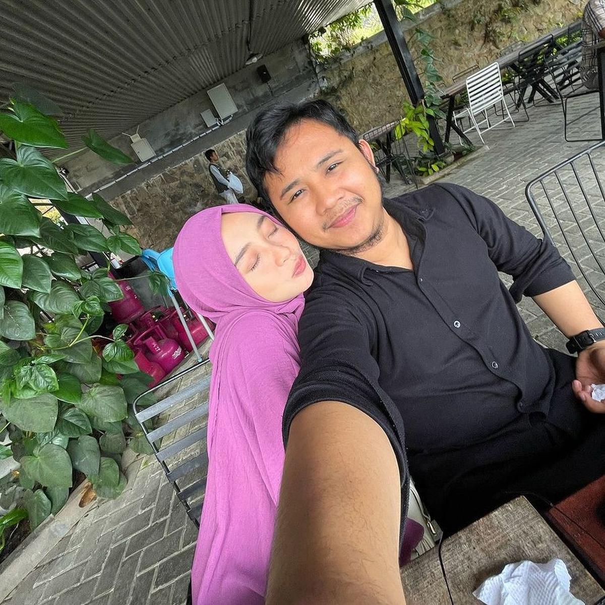 Ega Noviantika dan Rafly DA menikah pada 17 Oktober 2019.&nbsp;