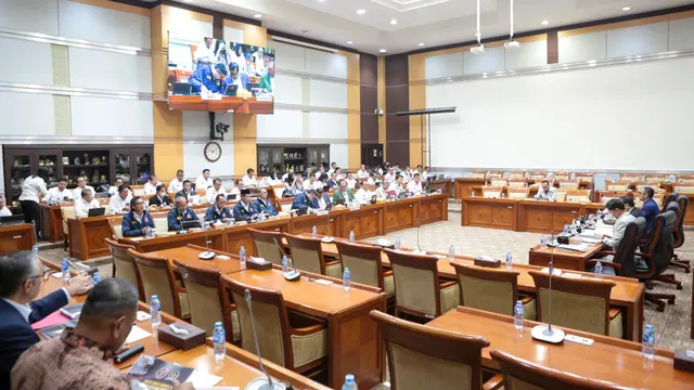 Rapat kerja Komisi III DPR RI dengan BNPT RI serta Kementerian Hukum dan Hak Asasi Manusia (Kemenkumham) pada Senin (4/9/2023).