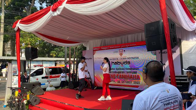 Penyerahan Rekor MURI kepada Irene Tanihaha untuk Aplikasi Habuds