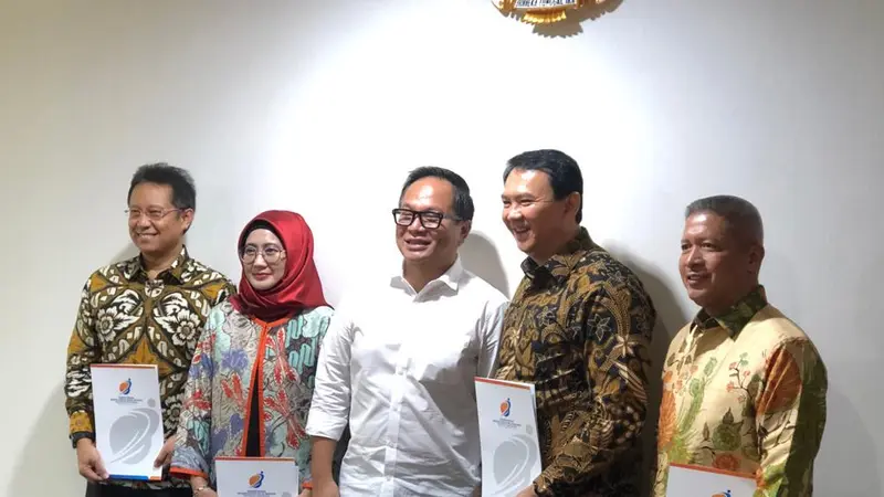 Basuki Tjahaja Purnama atau Ahok resmi diangkat menjadi Komisaris Utama PT Pertamina (Persero)