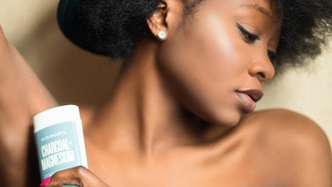 10 Cara Menghilangkan Bau Badan Secara Alami