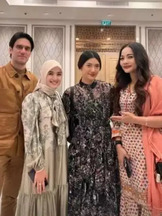 Cut Syifa di akikah anak Ryana Dea (Instagram/ryana_dea)