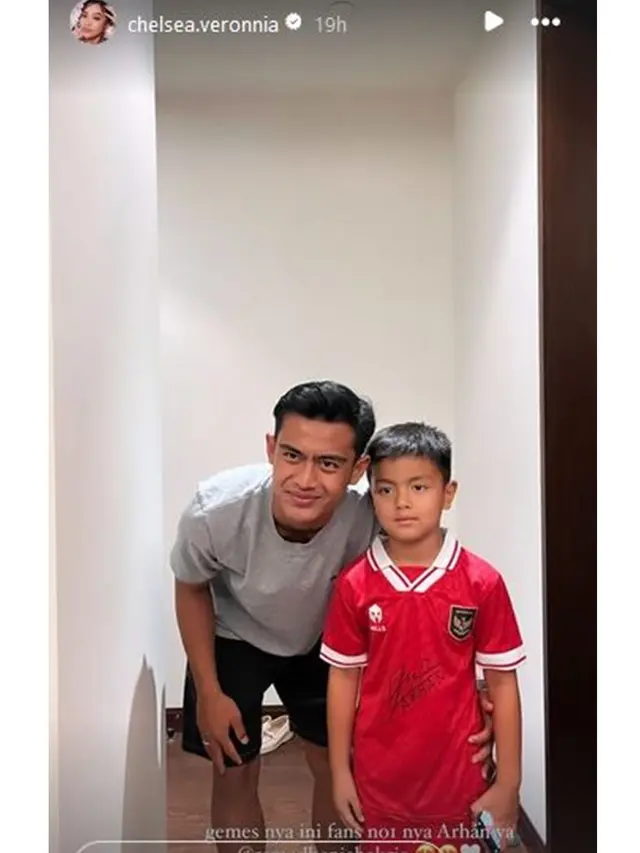 Jadi Fans Pratama Arhan, Ini 7 Potret Magika Anak Nia Ramadhani Nonton Timnas