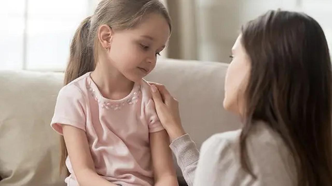 Tips Ampuh Mengajari Anak Menjadi Pribadi yang Ramah dan Disukai Banyak Orang