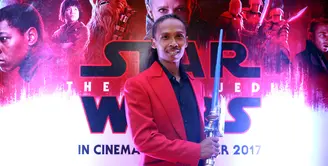 Film Star Wars: The Last Jedi dirilis di Indonesia pada Rabu (13/12/2017). Film yang akan dirilis di Amerika Serikat pada 15 Februari 2017 itu disambut antusias para aktor dan aktris Indonesia. (Nurwahyunan/Bintang.com)