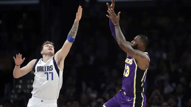 LeBron James saat Lakers kalahkan Mavericks