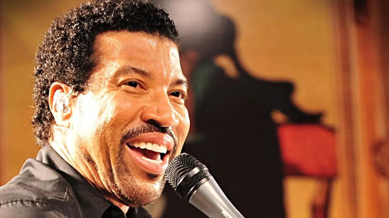 lionel-140219c.jpg