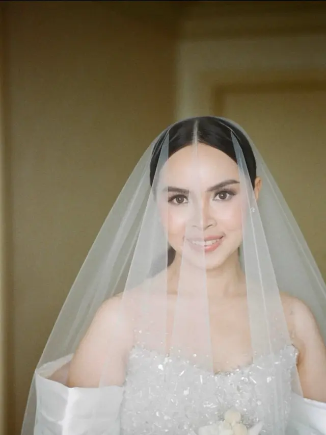 Marcella Michelle Istri Christ Laurent