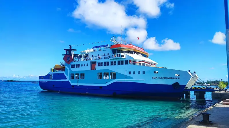 PT ASDP Indonesia Ferry (Persero) berkomitmen untuk terus mendukung mobilitas masyarakat dan sektor pariwisata nasional melalui layanan penyeberangan perintis