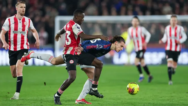 Foto: Wajah Lesu Skuad Arsenal Setelah Ditahan Imbang Brentford di Liga Inggris, Hati-hati Disalip Man City Lagi