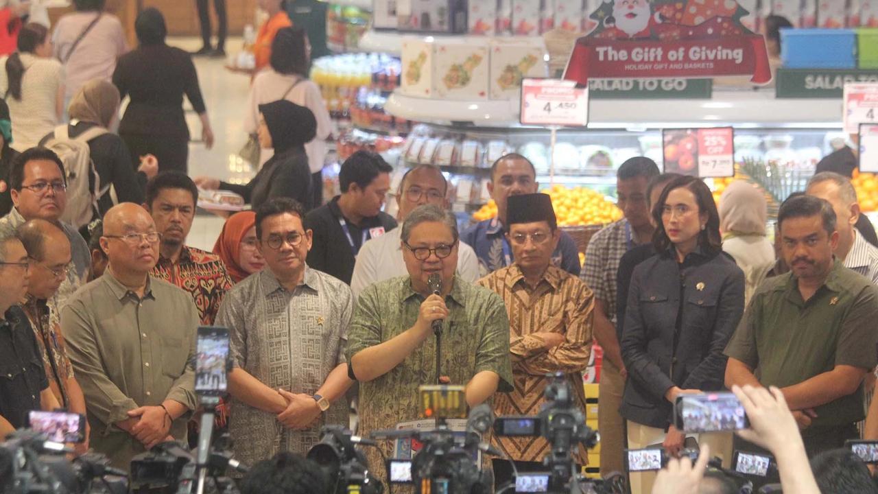 FOTO: Pemerintah Tinjau Penerapan Work From Anywhere Jelang Libur Akhir Tahun
